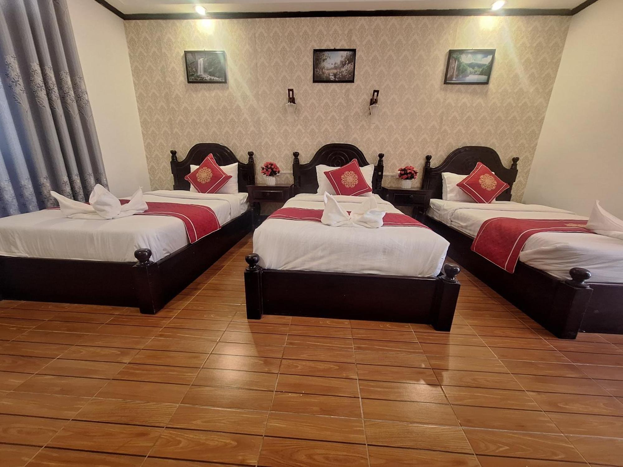 Luang Prabang Pavilion Hotel & Travel ภายนอก รูปภาพ