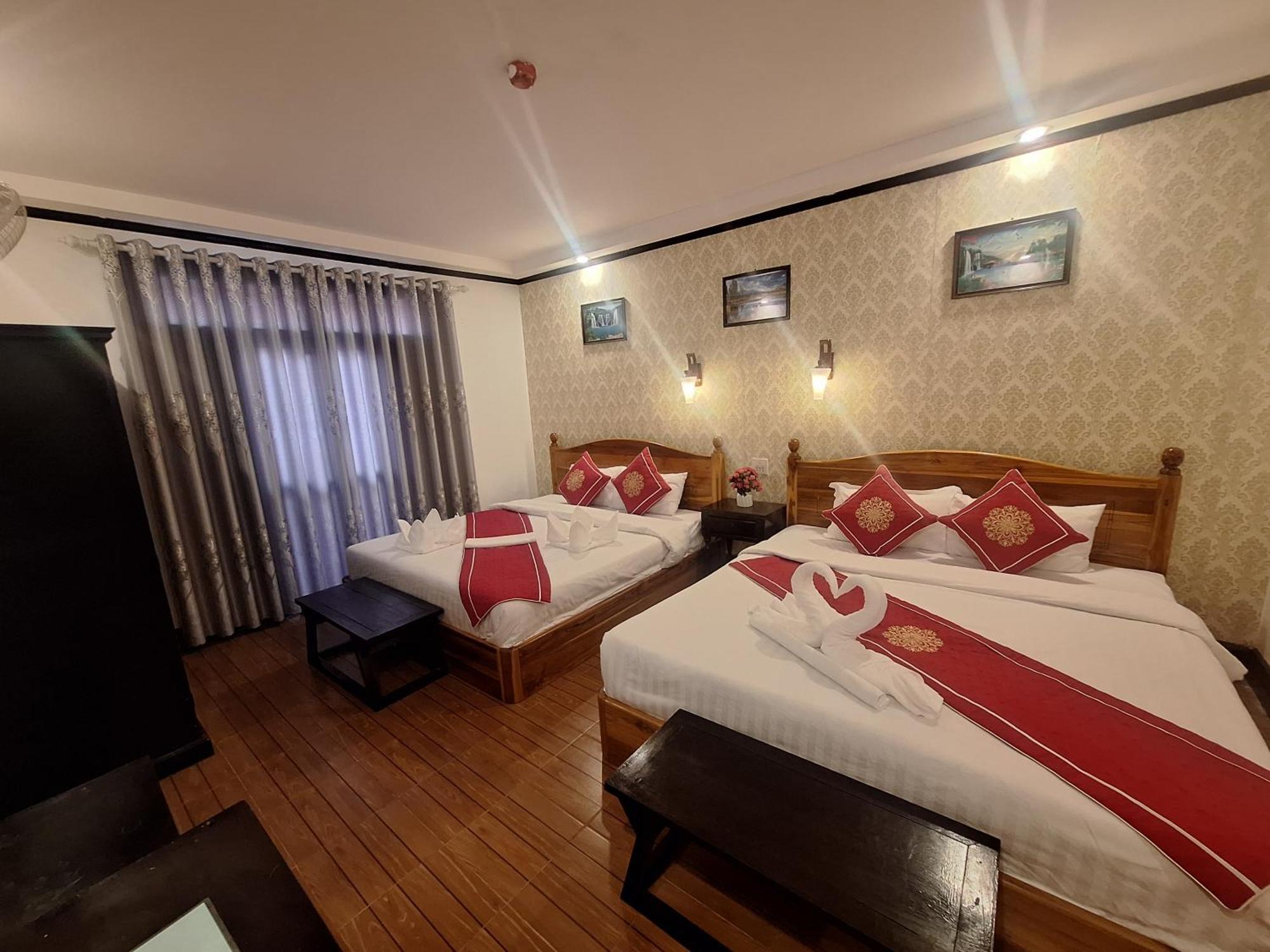 Luang Prabang Pavilion Hotel & Travel ภายนอก รูปภาพ